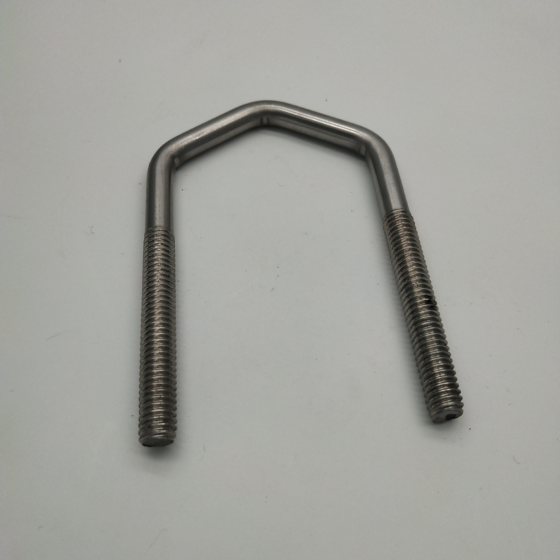 Manufacturer direct sales 304 stainless steel U-shaped wire U-shaped bolt V-shaped screw horseshoe screw clamp screw M8 series